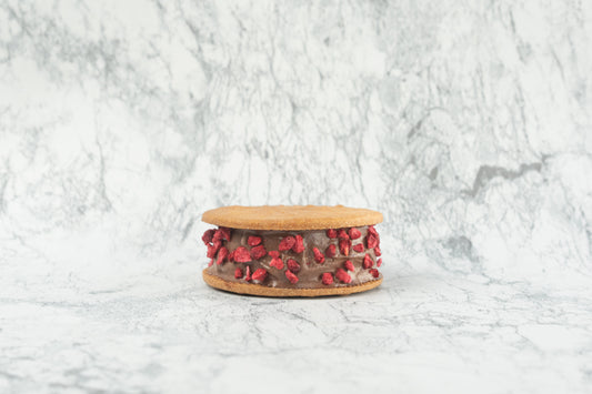 ジェラートサンド ショコラ +ラズベリー